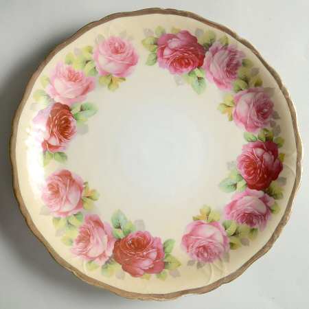 BEB9 Cake Plate