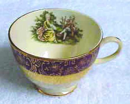 BRM4 Footed Cup