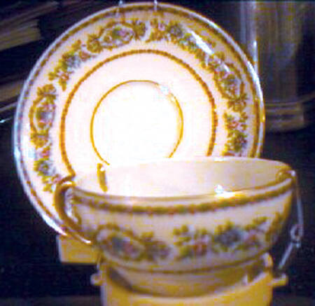 BWD361 Flat Cup & Saucer Set