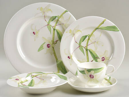 White Orchid 5 Piece Place Setting