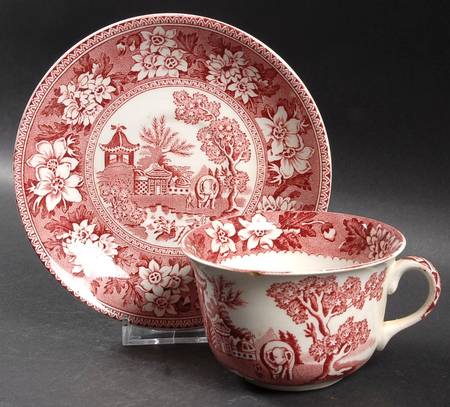 BNP1 Flat Cup & Saucer Set