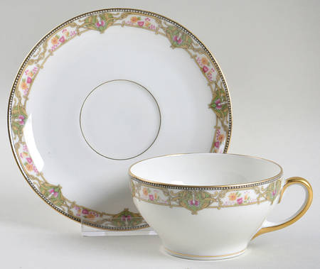 BWD378 Flat Cup & Saucer Set