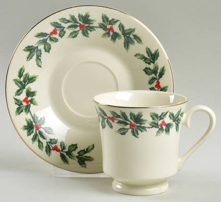 Holly (Gold Trim) Footed Cup & Saucer Set