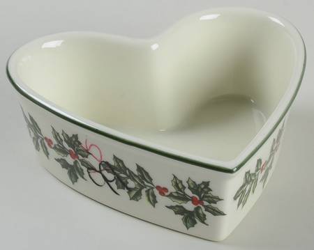 Holly (Gold Trim) 5" Heart Shaped Bowl