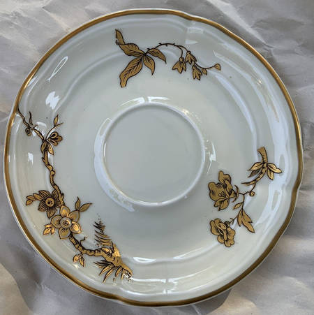 Reine Elizabeth Saucer for Demitasse Cup