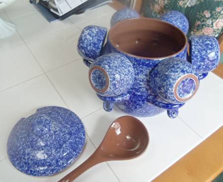 Terra Collection Tureen & Lid W/Ladle & 6 Soup Cups
