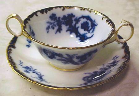 H6198 Footed Cream Soup Bowl & Saucer Set