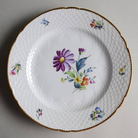 BIG39 Dinner Plate