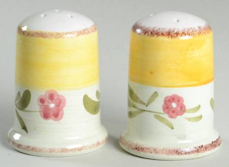Mara Salt & Pepper Set