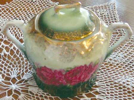 American Beauty Sugar Bowl & Lid