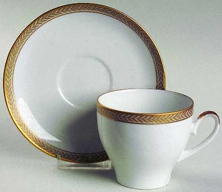GMY110C Flat Cup & Saucer Set