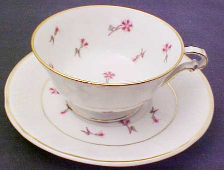 BER365 Footed Cup & Saucer Set