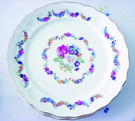 BID25 Dinner Plate