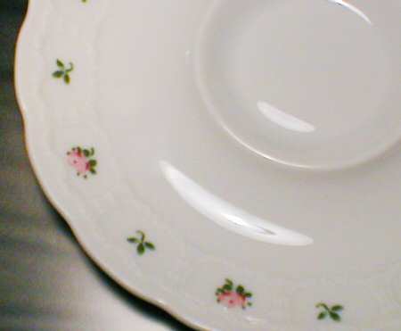 Pirouette Saucer