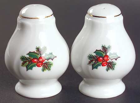 Basket of Cheer (Scalloped, Swirl Embossed) Salt & Pepper Set