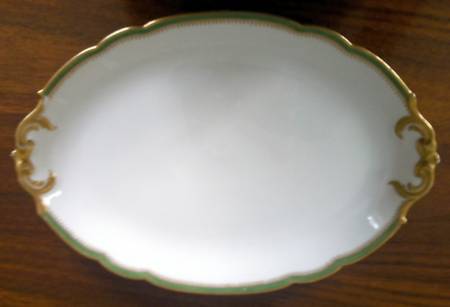 BER380 16" Oval Serving Platter