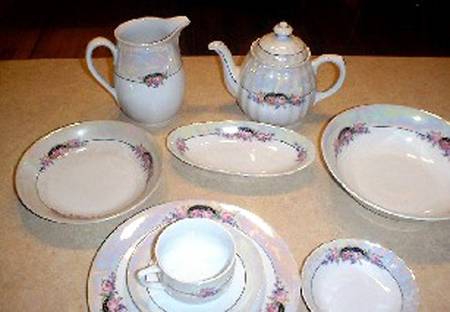 BAV188 Teapot & Lid