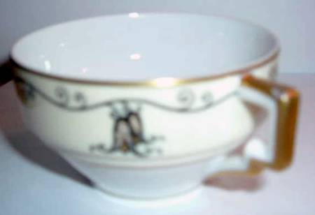 16886 Flat Cup