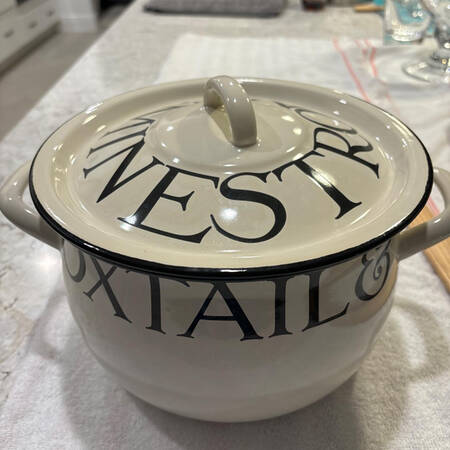 Black Toast & Marmalade 2.5 Quart Metal Stew Pot