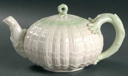 Tridacna Green (No Trim) Teapot & Lid