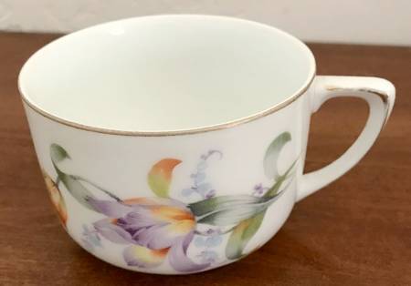 BAV212 Flat Cup