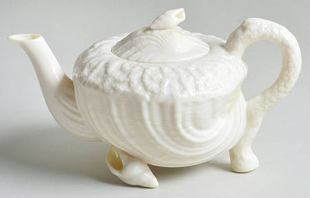 Neptune White Teapot & Lid