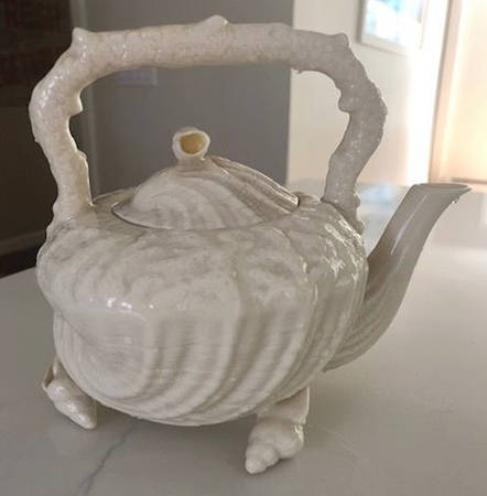 Neptune White Teapot & Lid