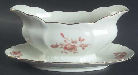 Alpin Rose (Roses on Side) Gravy Boat with Attached Underplate