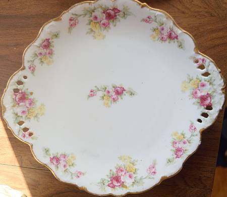 BWD454 Handled Cake Plate