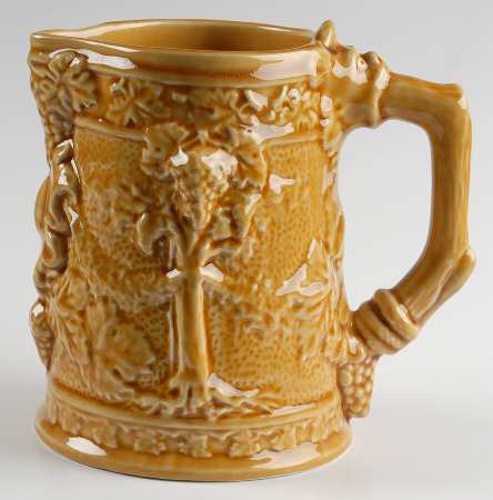 Grape Amber 32 Oz Pitcher