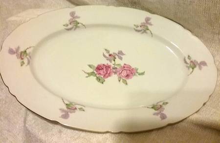 BOH165 (Scrolls, Ribs) 14" Oval Serving Platter