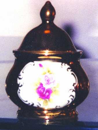 BAV226 Sugar Bowl & Lid