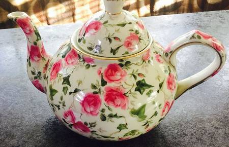 BAU31 Teapot & Lid