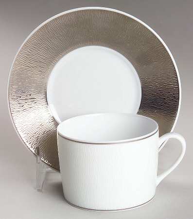 Flat Cup & Saucer Set