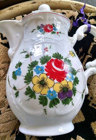 BAW23 Coffee Pot & Lid