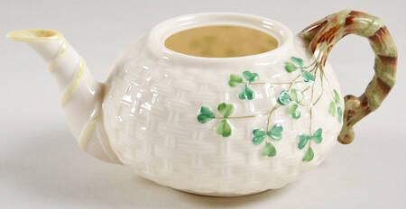 Shamrock (Older Black Backstamps) Individual Teapot No Lid