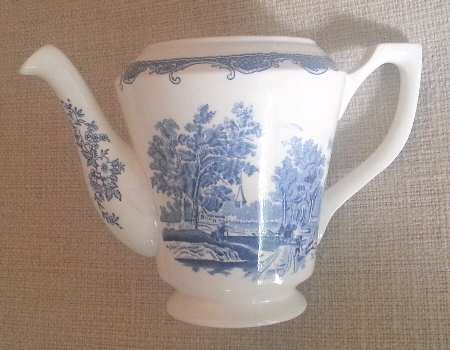 Olde England Blue (Smooth, No Gold) Teapot No Lid
