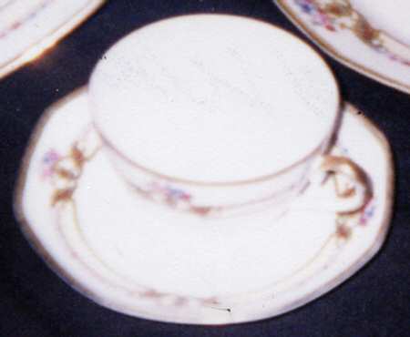 BCO26 Footed Cup & Saucer Set