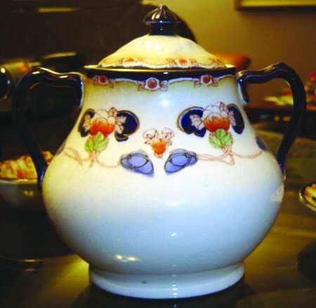 Ryder Sugar Bowl & Lid