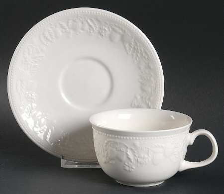 BTT39 Flat Cup & Saucer Set