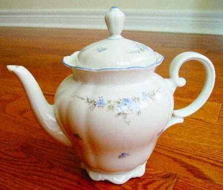 Rose Teapot & Lid