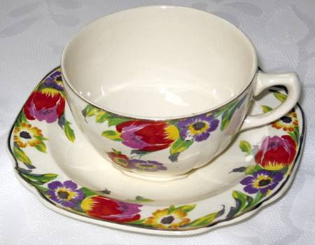 BAB23 Flat Cup & Saucer Set