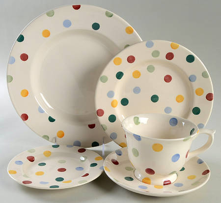 Polka Dot 5 Piece Place Setting