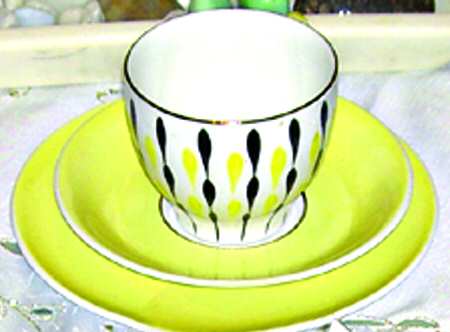 BTT41 Flat Cup & Saucer Set