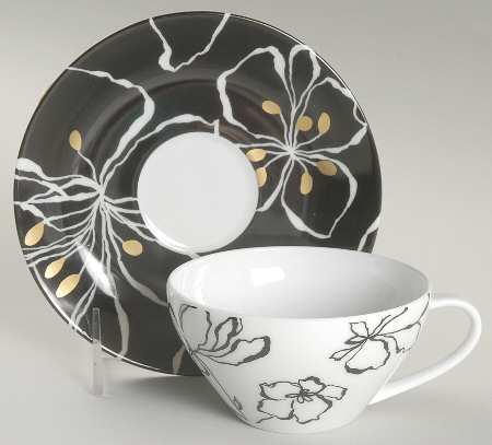Black Gold Flat Cup & Saucer Set