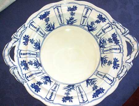 Satsuma Handled Cake Plate