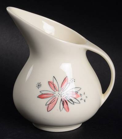 Chiffon Skyline 16 Oz Pitcher