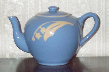 Lily of the Valley Sky Blue by Bennett Potteries