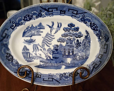 Blue Willow (No Trim) 10" Oval Serving Platter