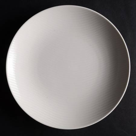 Curves White Salad Plate